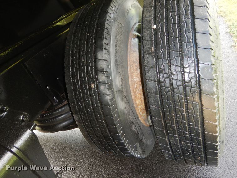 image for item FU9502 2007 Freightliner Business Class M2 dump truck