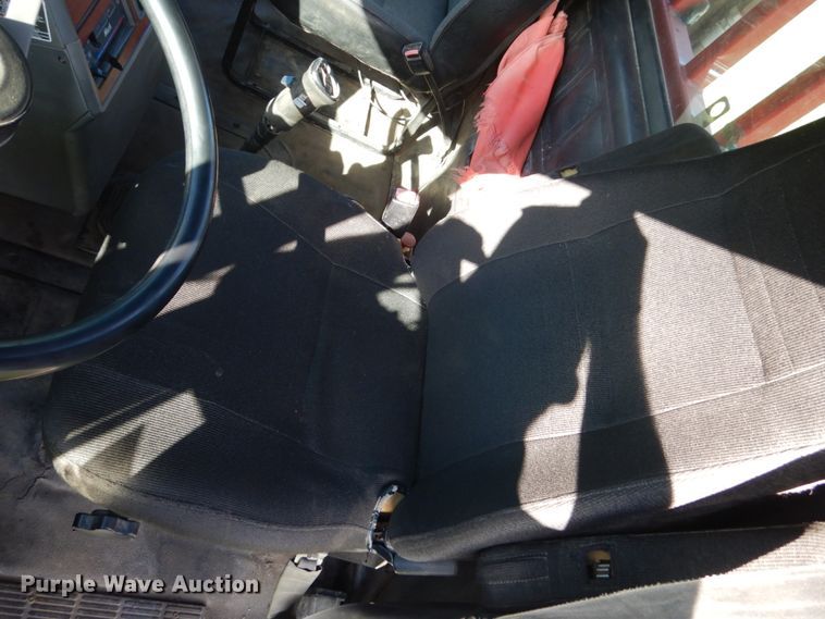 image for item FU9503 1996 Mack CL713 semi truck