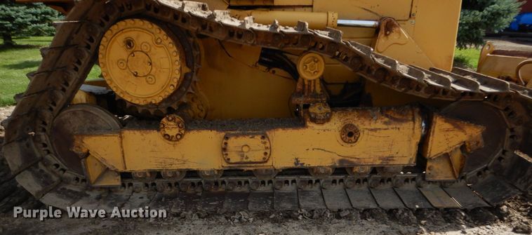image for item FU9516 1987 Caterpillar D4H dozer