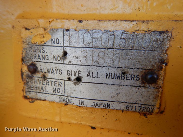 image for item FU9516 1987 Caterpillar D4H dozer