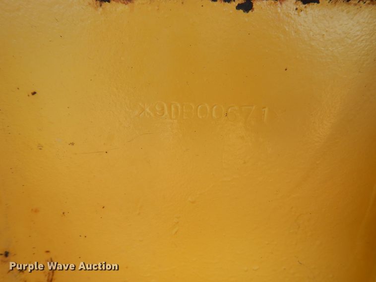 image for item FU9516 1987 Caterpillar D4H dozer