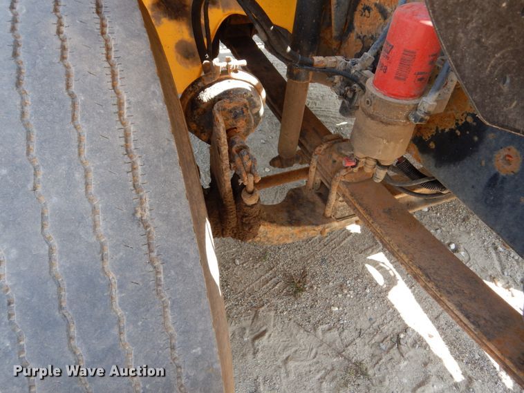 image for item FU9522 2000 Freightliner FL70 dump truck