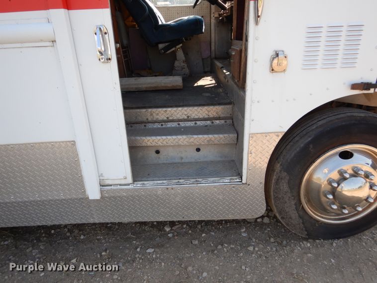 image for item FU9523 1989 Chevrolet FC P65 delivery truck