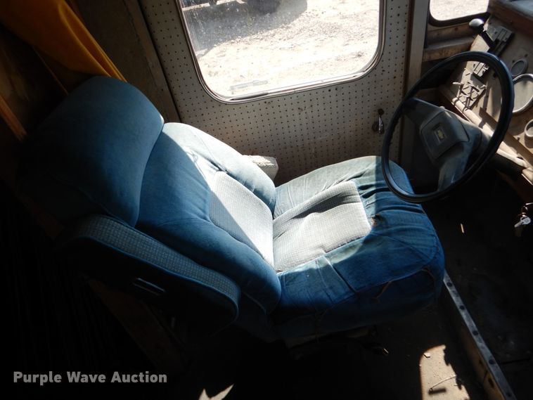 image for item FU9523 1989 Chevrolet FC P65 delivery truck