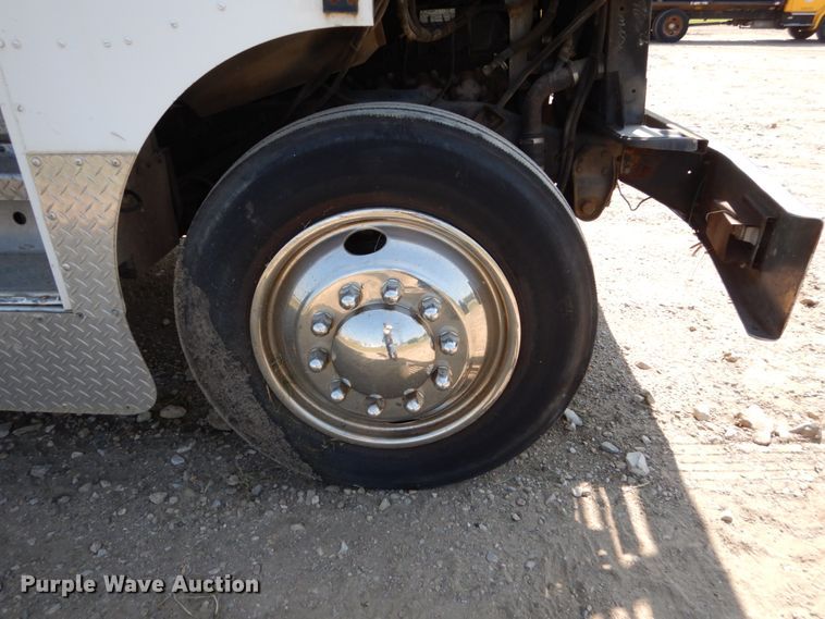 image for item FU9523 1989 Chevrolet FC P65 delivery truck