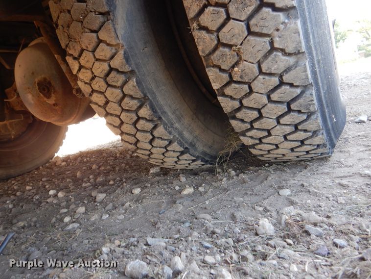 image for item FU9523 1989 Chevrolet FC P65 delivery truck