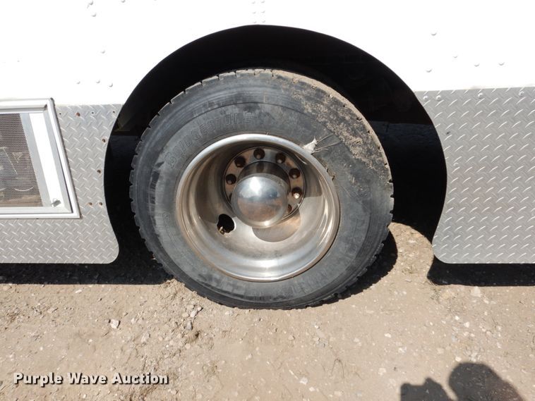 image for item FU9523 1989 Chevrolet FC P65 delivery truck