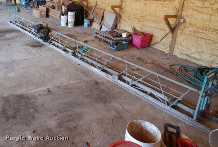 image for item FU9524 Multiquip screed