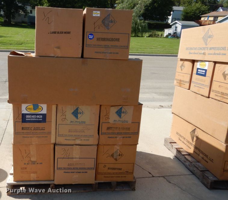 image for item FU9526 (3) pallets concrete stencils