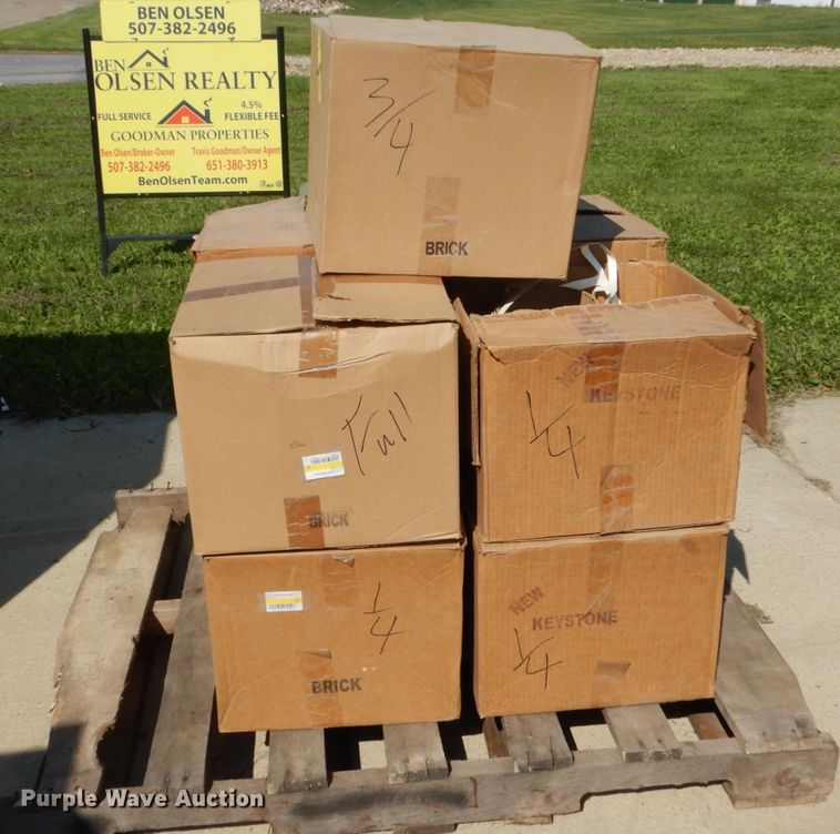 image for item FU9526 (3) pallets concrete stencils