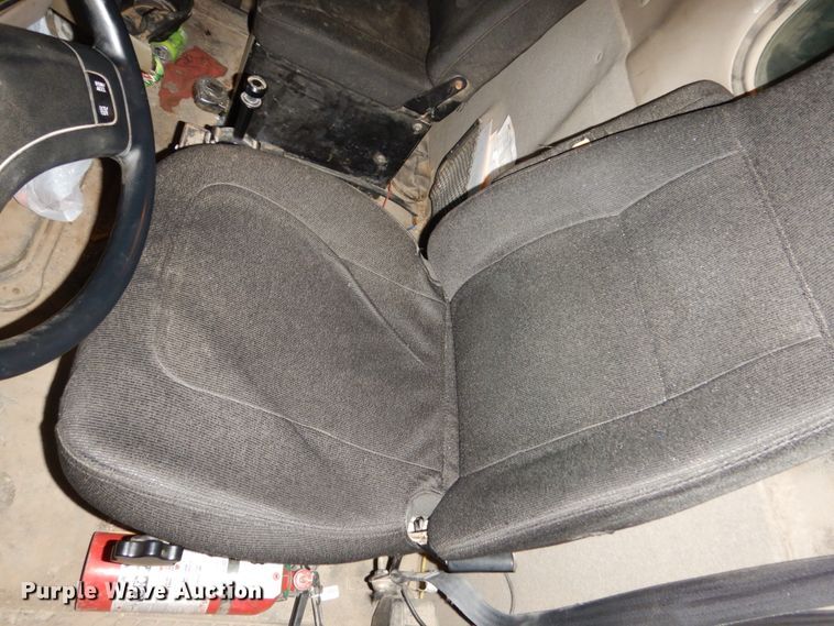 image for item FU9528 2007 Sterling L-Line dump truck