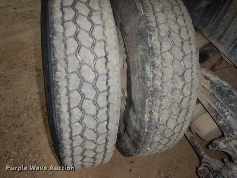 image for item FU9528 2007 Sterling L-Line dump truck