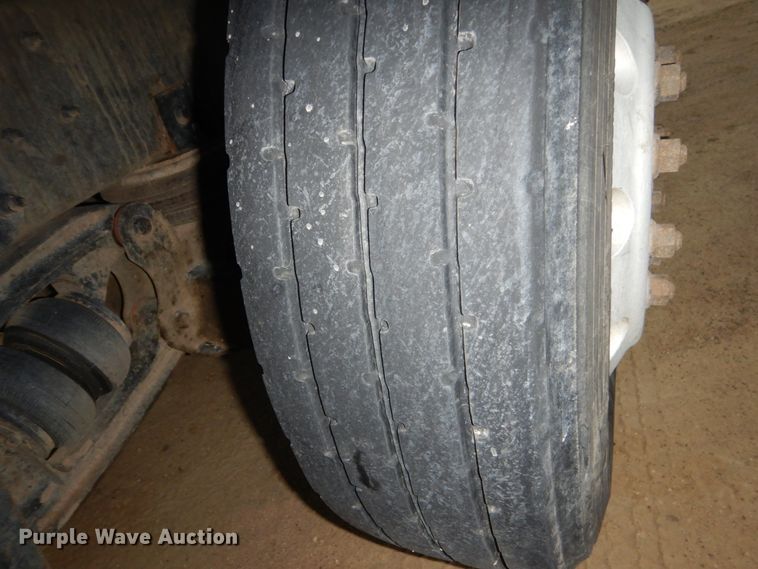 image for item FU9528 2007 Sterling L-Line dump truck