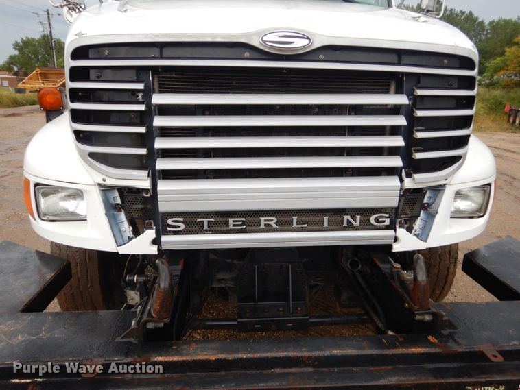 image for item FU9532 2004 Sterling L-Line crane truck