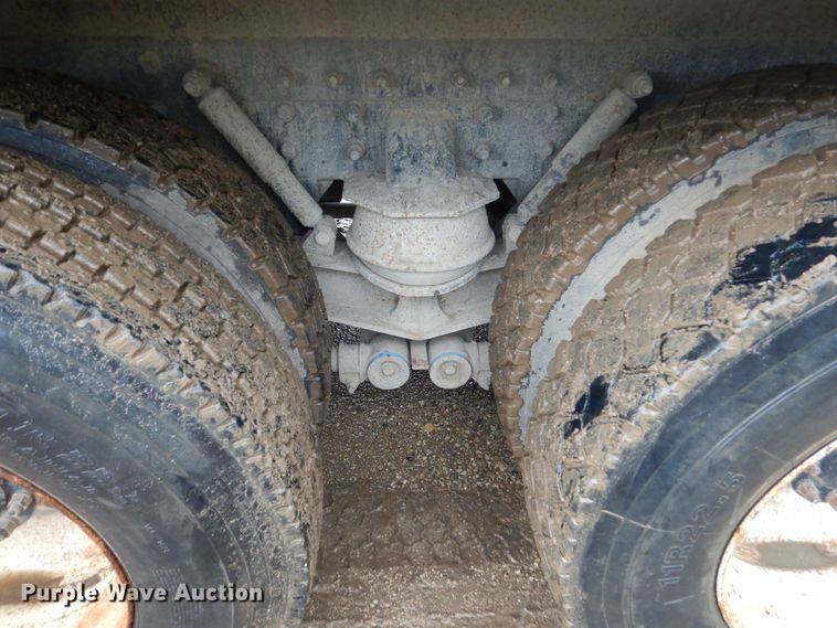 image for item FU9532 2004 Sterling L-Line crane truck