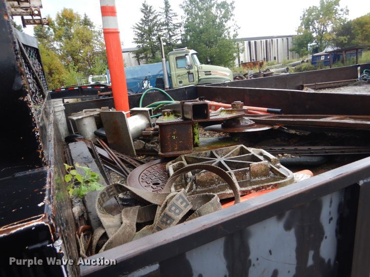 image for item FU9532 2004 Sterling L-Line crane truck