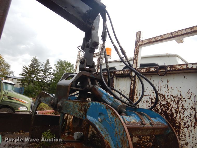 image for item FU9532 2004 Sterling L-Line crane truck