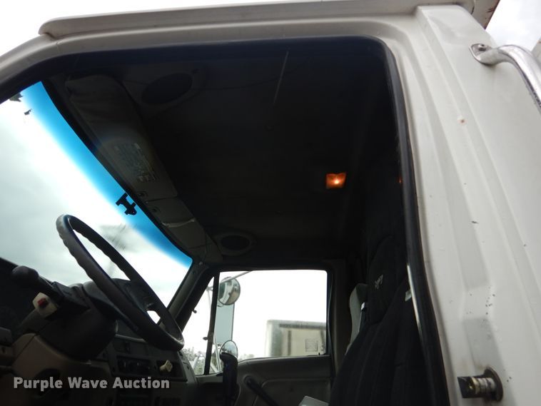 image for item FU9532 2004 Sterling L-Line crane truck