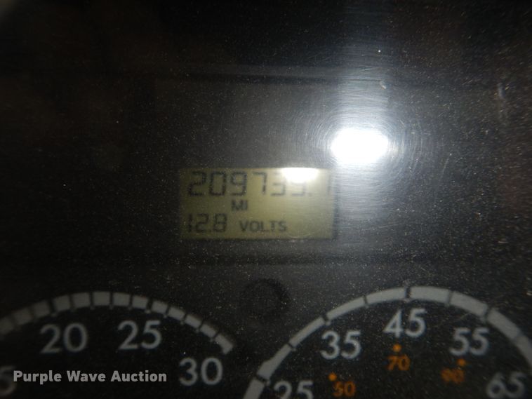 image for item FU9532 2004 Sterling L-Line crane truck