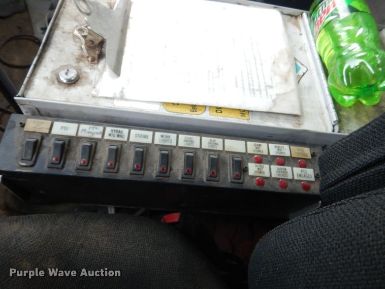 image for item FU9532 2004 Sterling L-Line crane truck