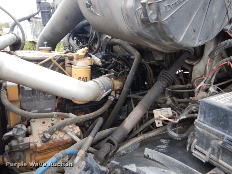 image for item FU9532 2004 Sterling L-Line crane truck