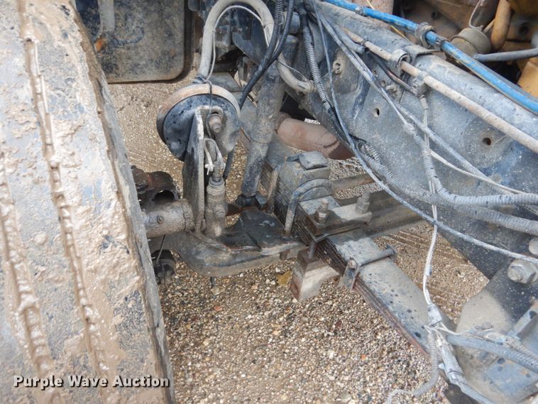 image for item FU9532 2004 Sterling L-Line crane truck