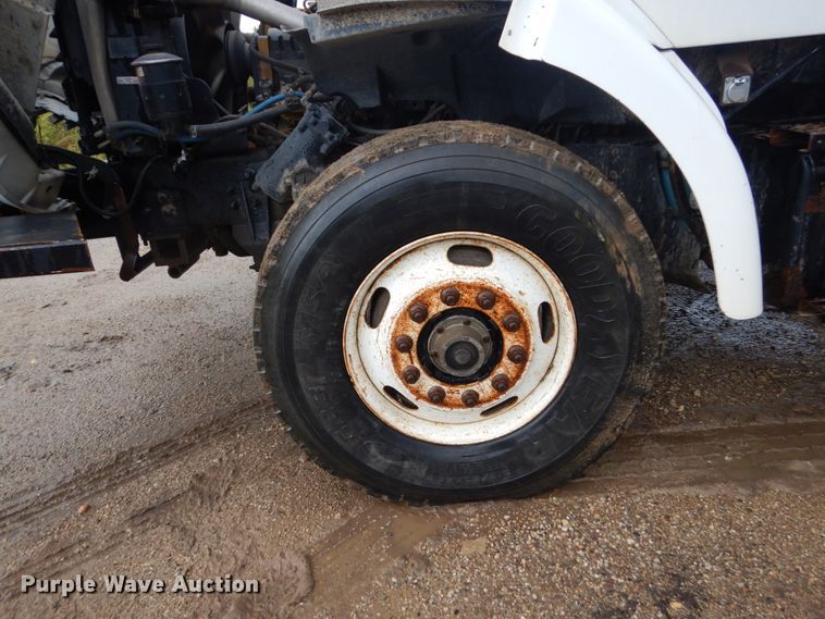 image for item FU9532 2004 Sterling L-Line crane truck