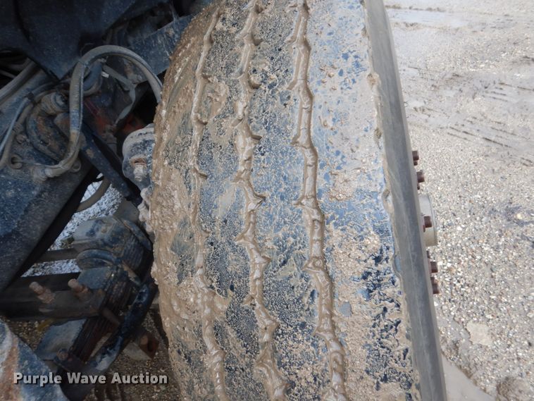 image for item FU9532 2004 Sterling L-Line crane truck