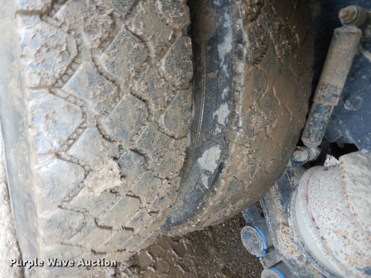 image for item FU9532 2004 Sterling L-Line crane truck