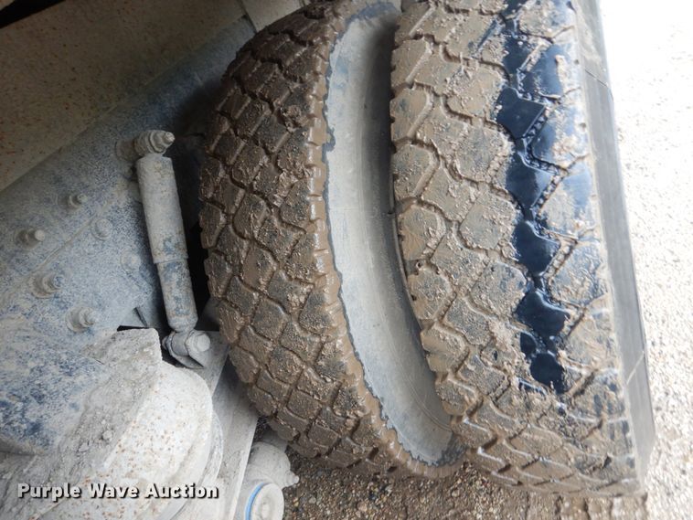 image for item FU9532 2004 Sterling L-Line crane truck