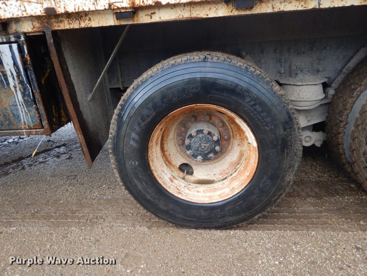 image for item FU9532 2004 Sterling L-Line crane truck