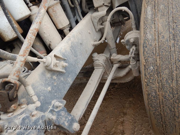 image for item FU9533 2000 Mack CH semi truck