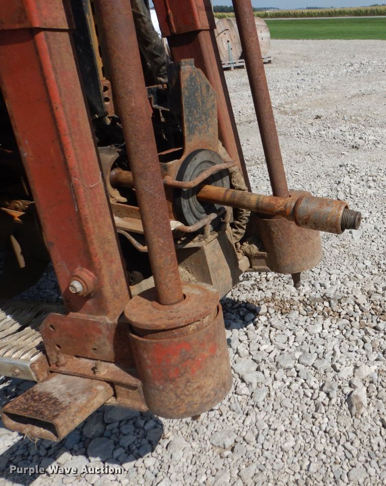 image for item FU9551 2001 Ditch Witch JT1720 directional boring unit