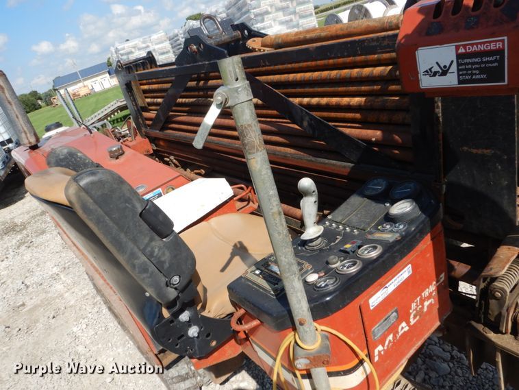 image for item FU9551 2001 Ditch Witch JT1720 directional boring unit