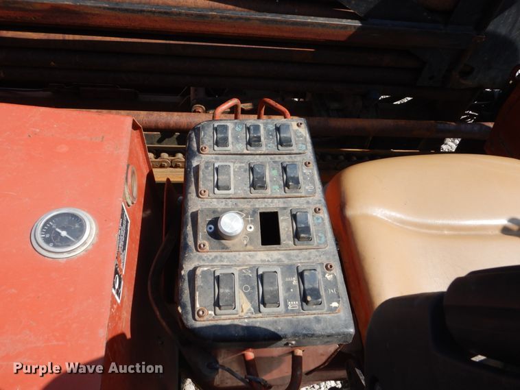 image for item FU9551 2001 Ditch Witch JT1720 directional boring unit