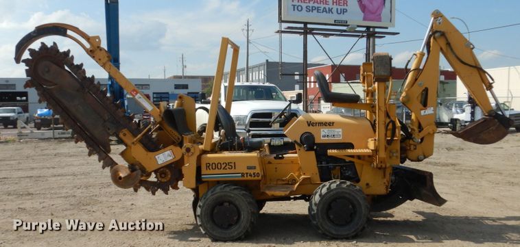 image for item FU9552 2004 Vermeer RT450 trencher