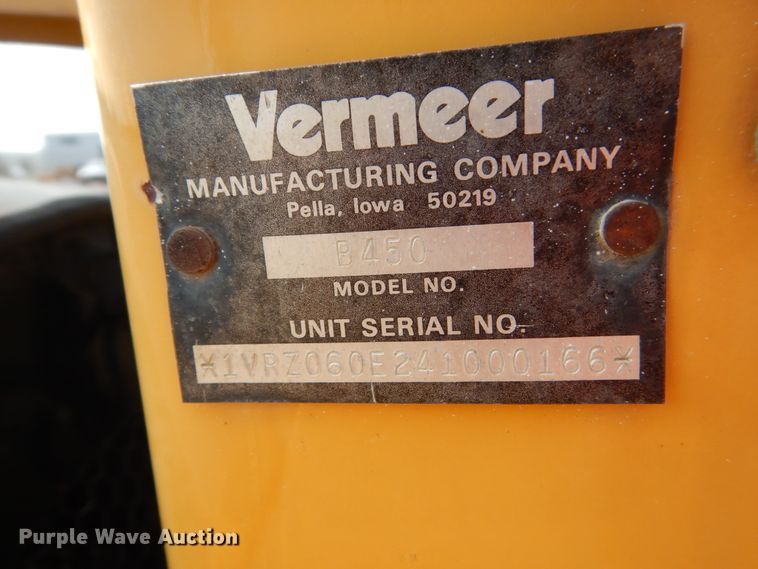 image for item FU9552 2004 Vermeer RT450 trencher