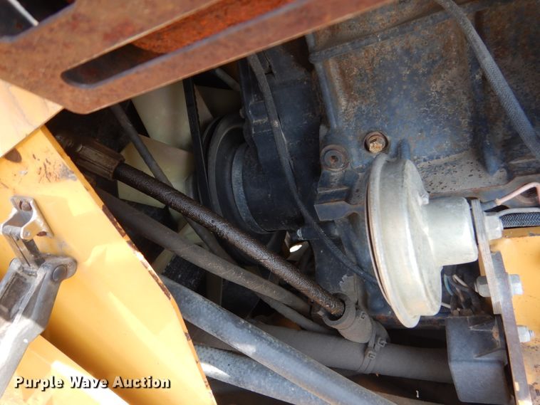 image for item FU9552 2004 Vermeer RT450 trencher