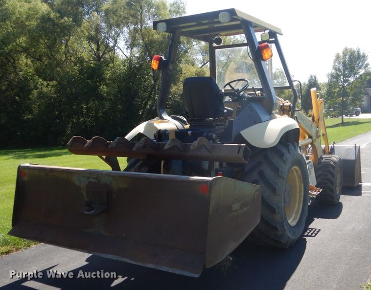 image for item FU9555 2003 New Holland LV80 landscape tractor