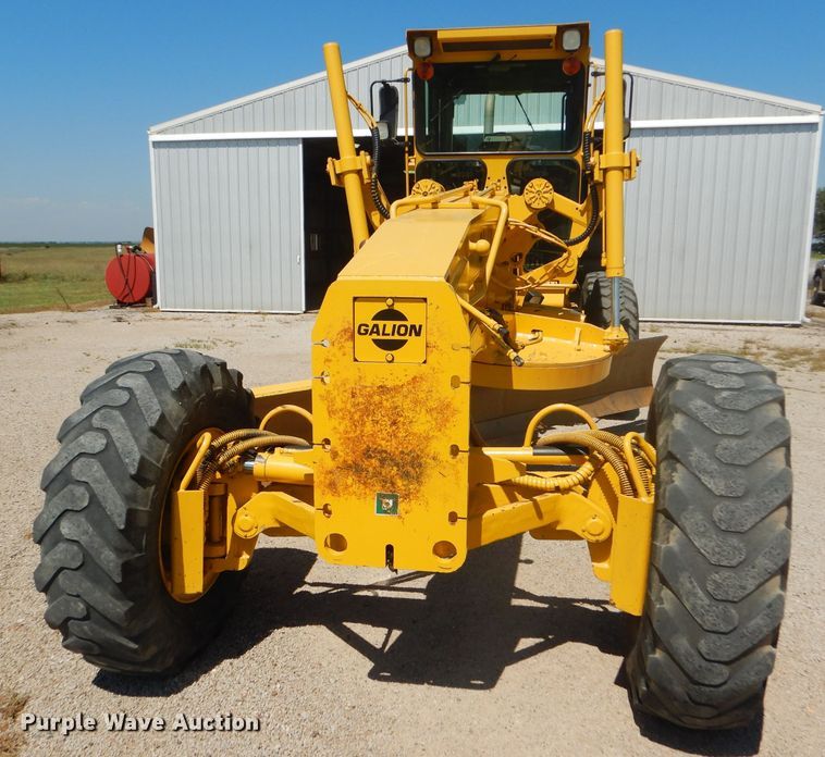 image for item GH9739 2002 Galion 850C motor grader