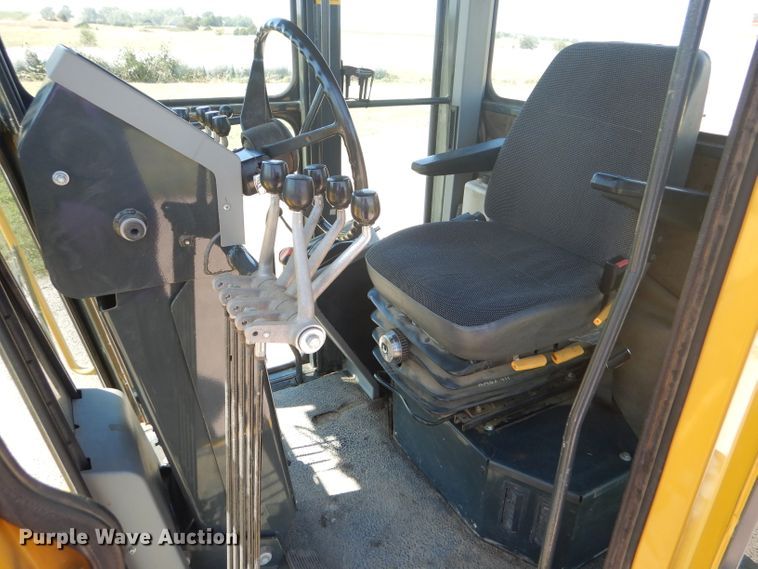 image for item GH9739 2002 Galion 850C motor grader