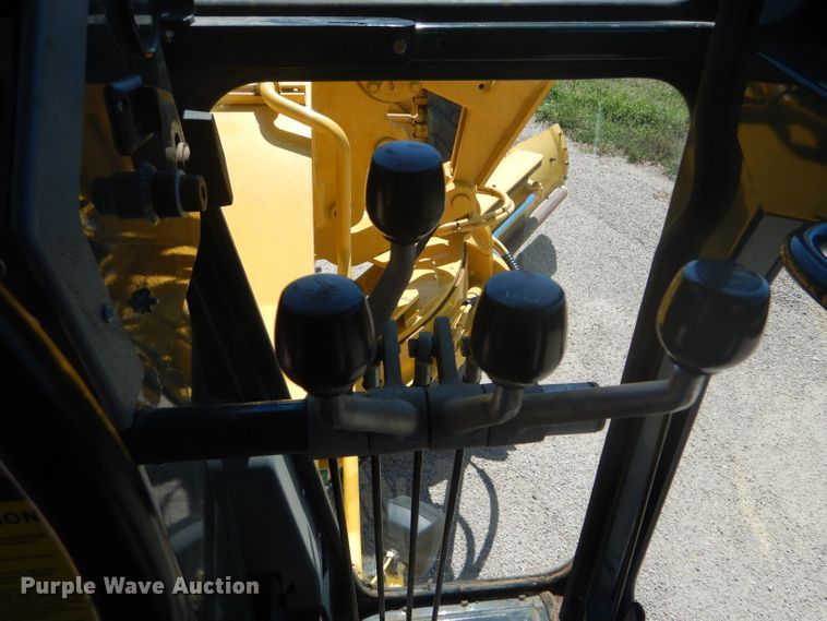 image for item GH9739 2002 Galion 850C motor grader