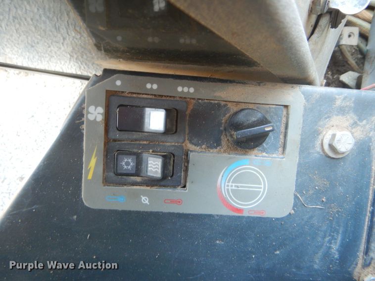 image for item GH9739 2002 Galion 850C motor grader