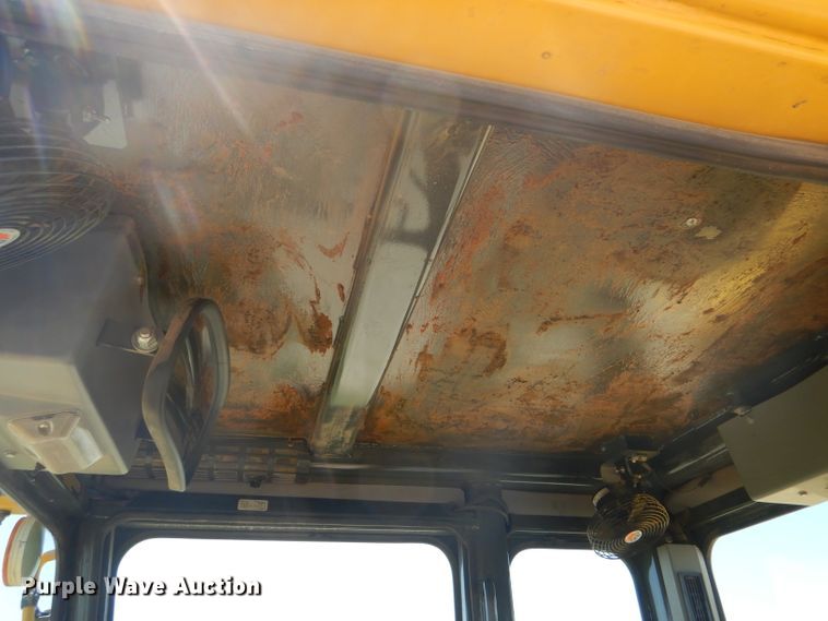 image for item GH9739 2002 Galion 850C motor grader