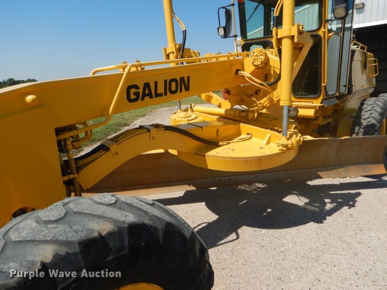 image for item GH9739 2002 Galion 850C motor grader