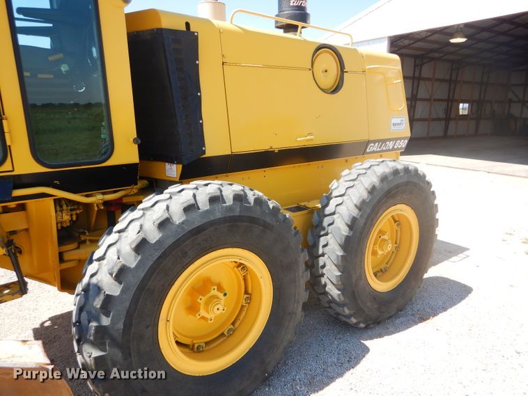 image for item GH9739 2002 Galion 850C motor grader