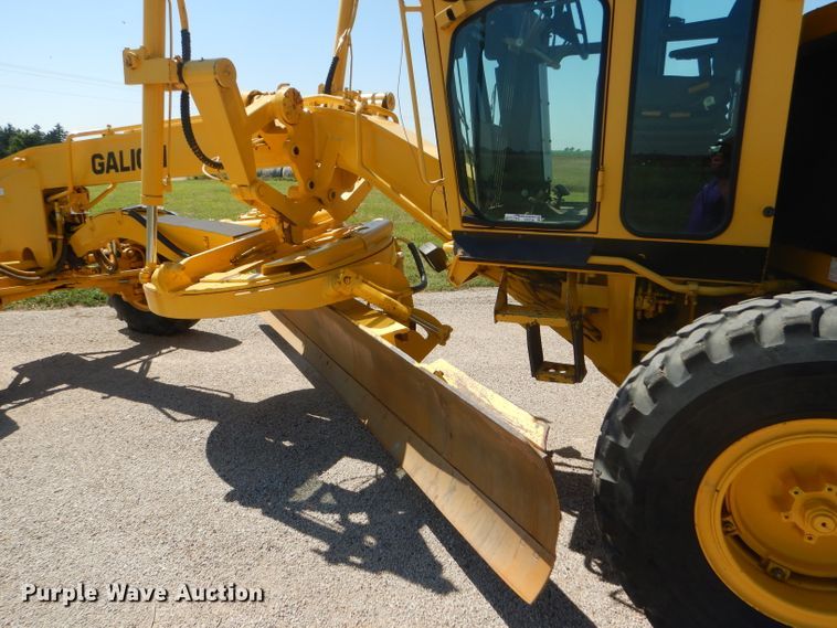 image for item GH9739 2002 Galion 850C motor grader