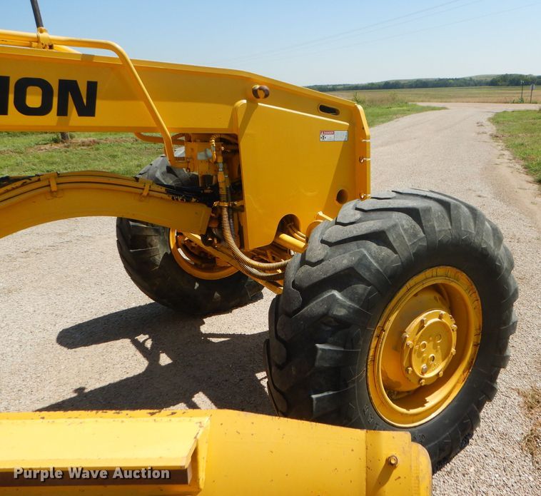 image for item GH9739 2002 Galion 850C motor grader