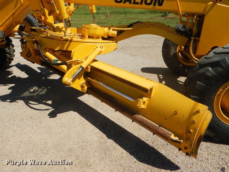 image for item GH9739 2002 Galion 850C motor grader