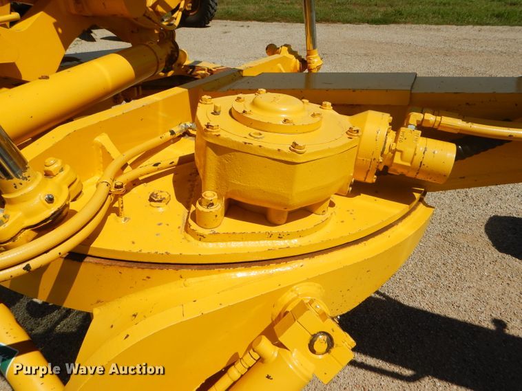 image for item GH9739 2002 Galion 850C motor grader